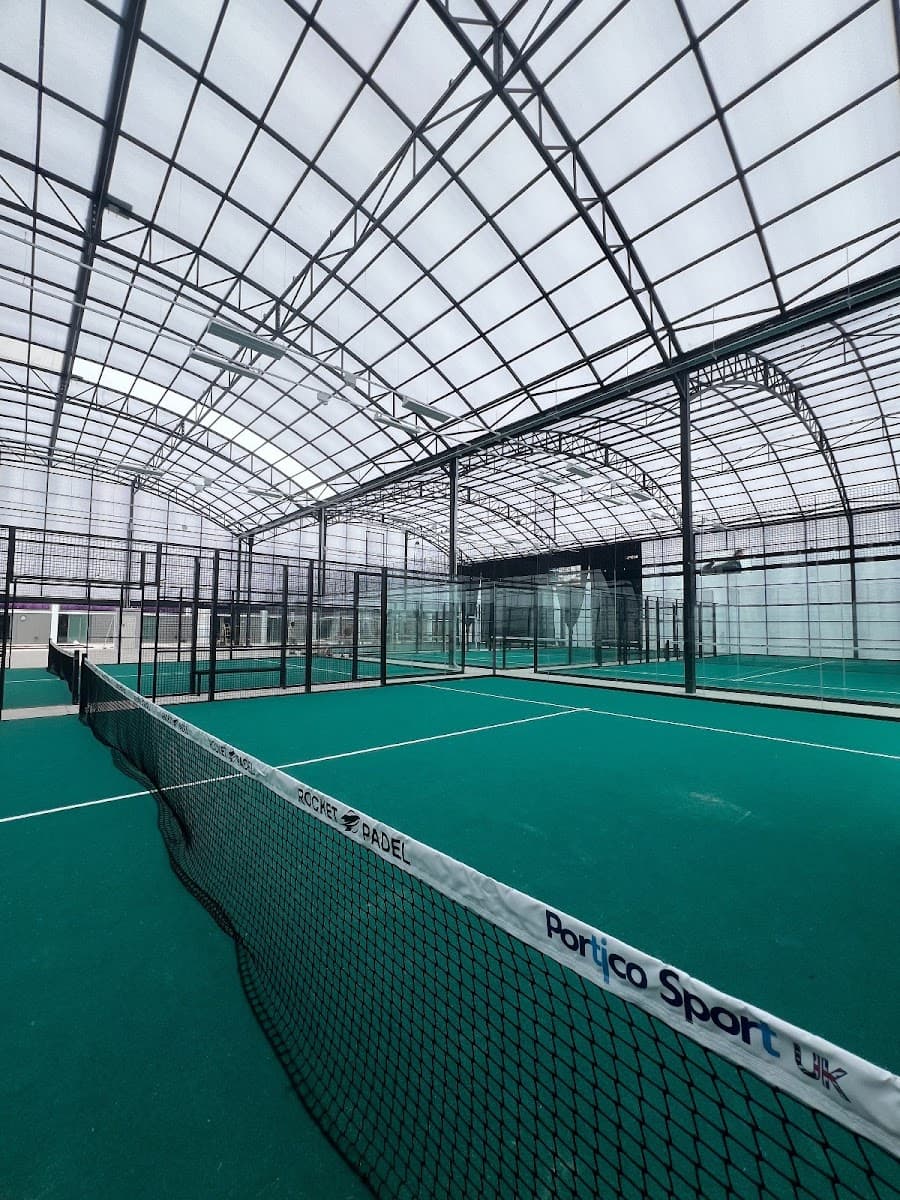 Rocket Padel Ilford — padel venue in London