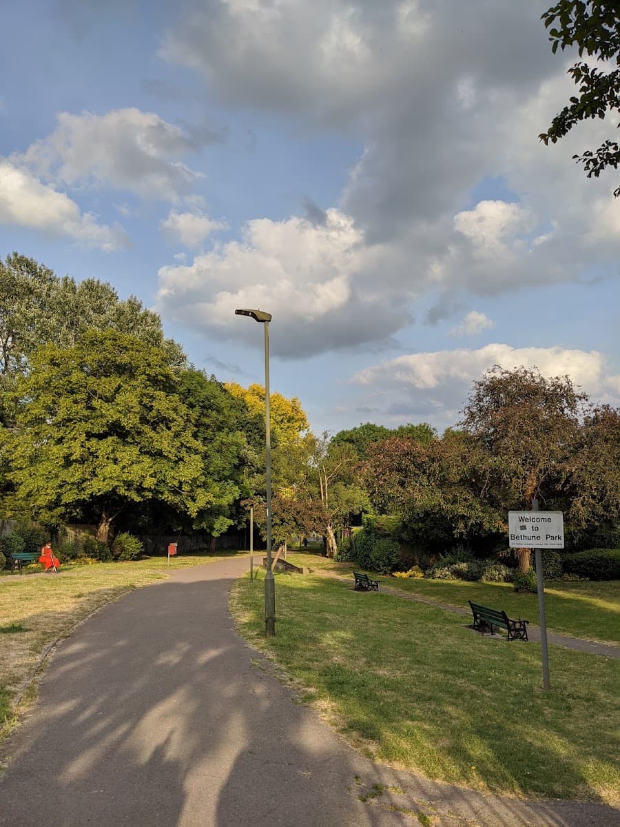 Bethune Park — tennis venue in London