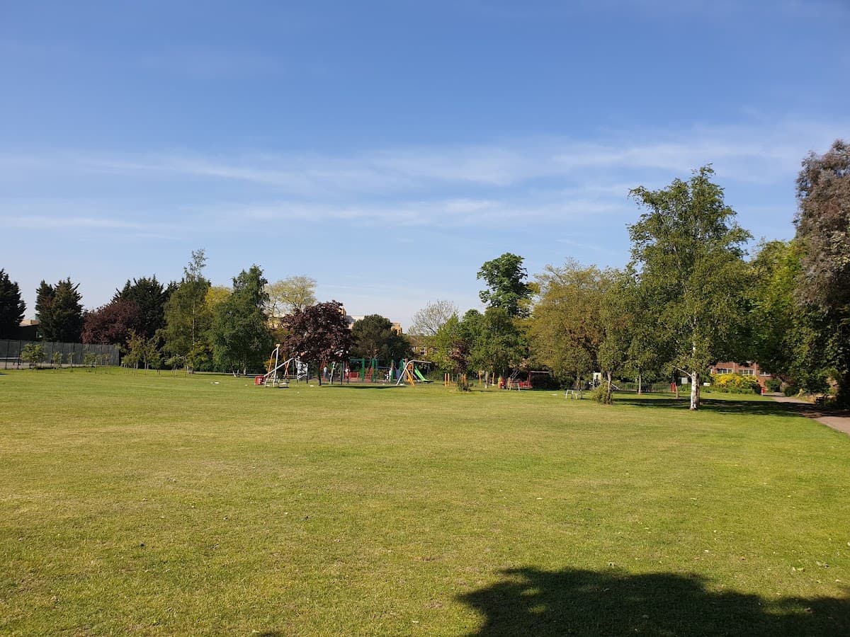Childs Hill Park — tennis venue in London