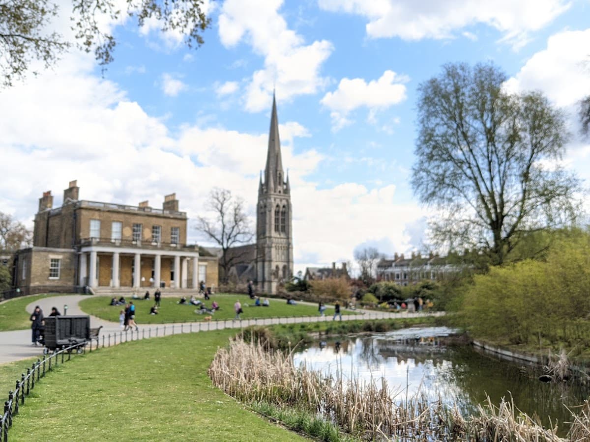 Clissold Park — tennis venue in London