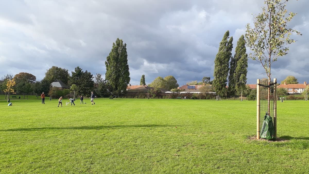 Higham Hill Park — tennis venue in London