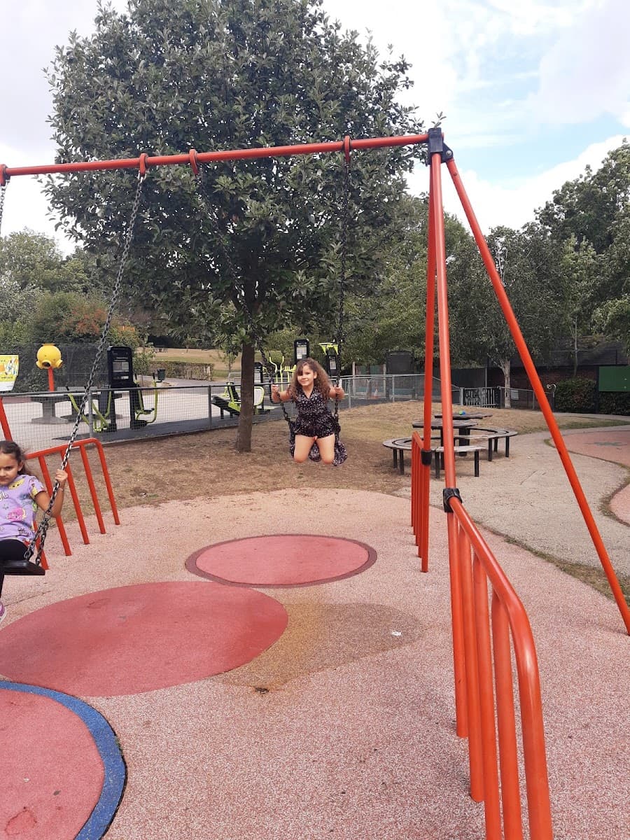 Hillside Gardens Park — tennis venue in London