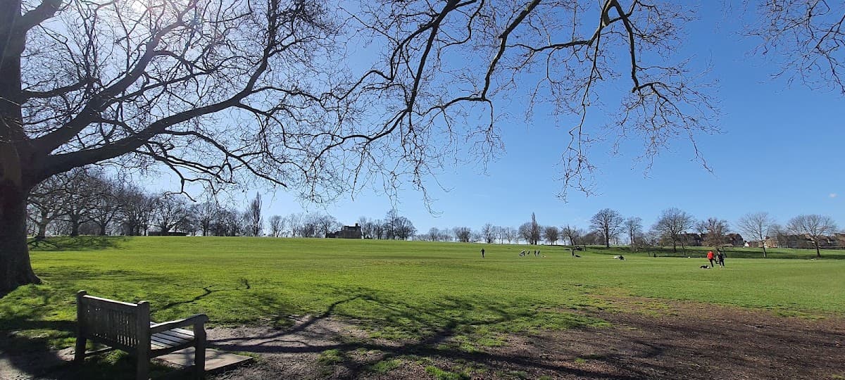 Hilly Fields — tennis venue in London