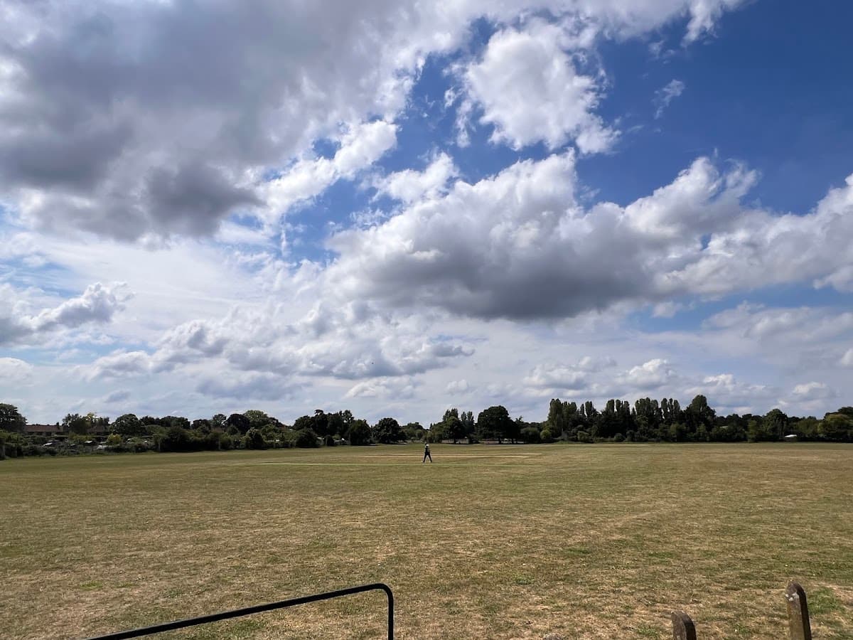 King Georges Field Richmond — tennis venue in London