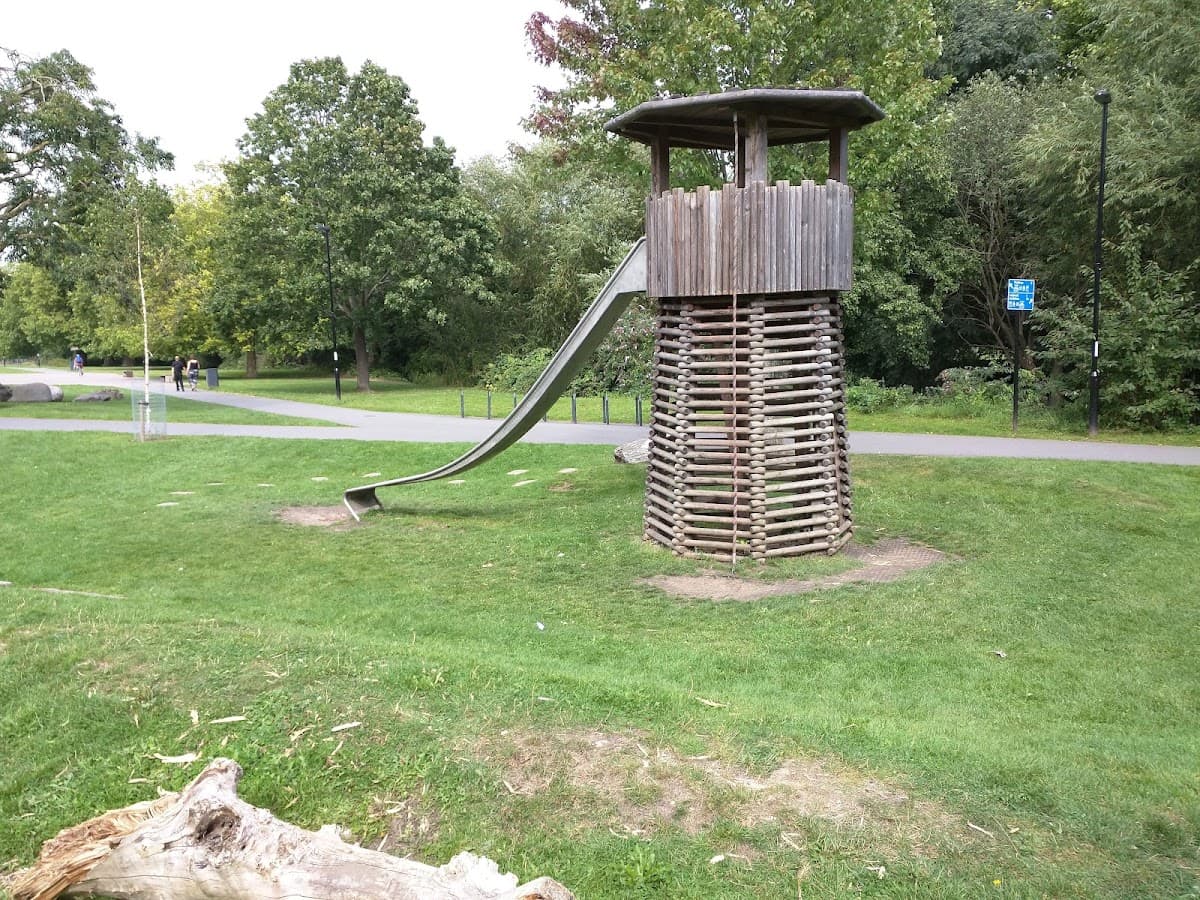 Ladywell Fields — tennis venue in London