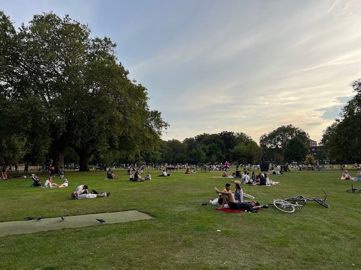 London Fields Park — tennis venue in London