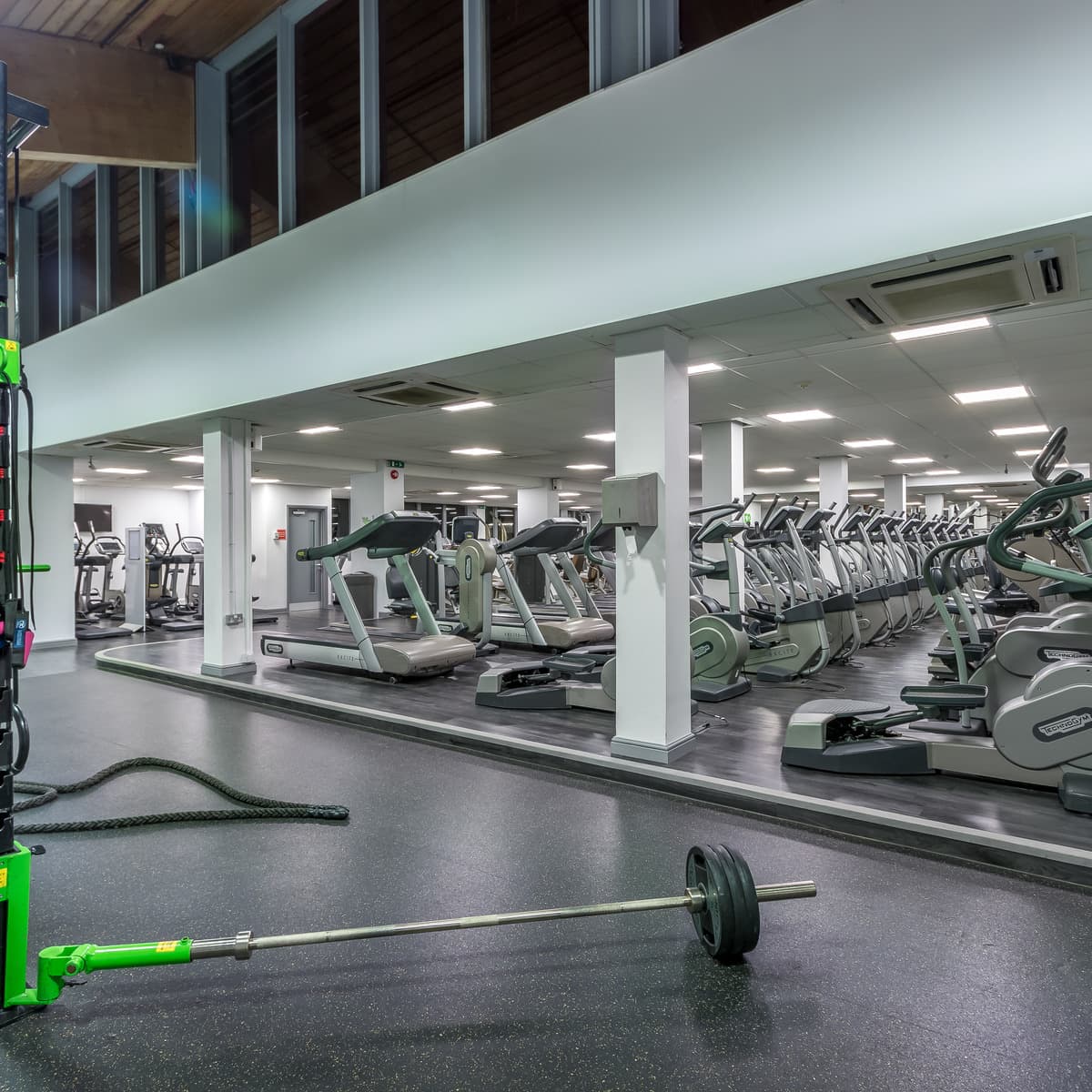 Canons Leisure Centre — swimming venue in London