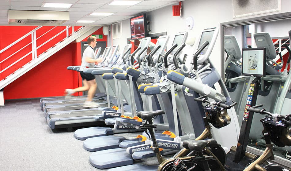 Cheam Leisure Centre — swimming venue in London