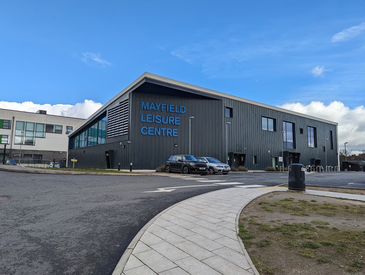 Mayfield Leisure Centre — swimming venue in London