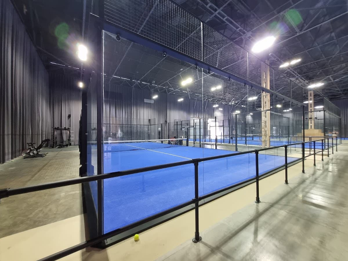 Padel Box Bermondsey — padel venue in London