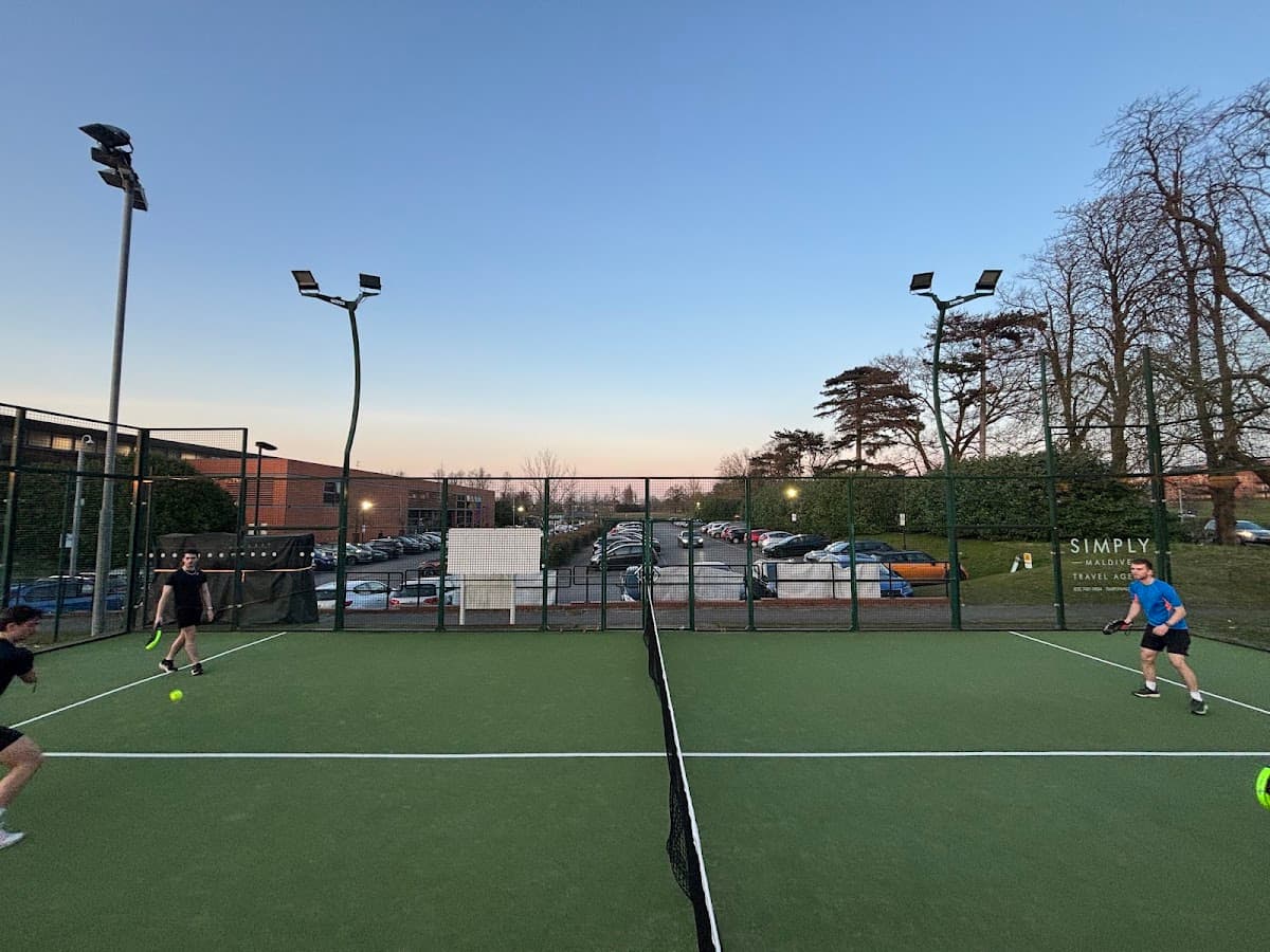 Padel United Bushey — padel venue in London