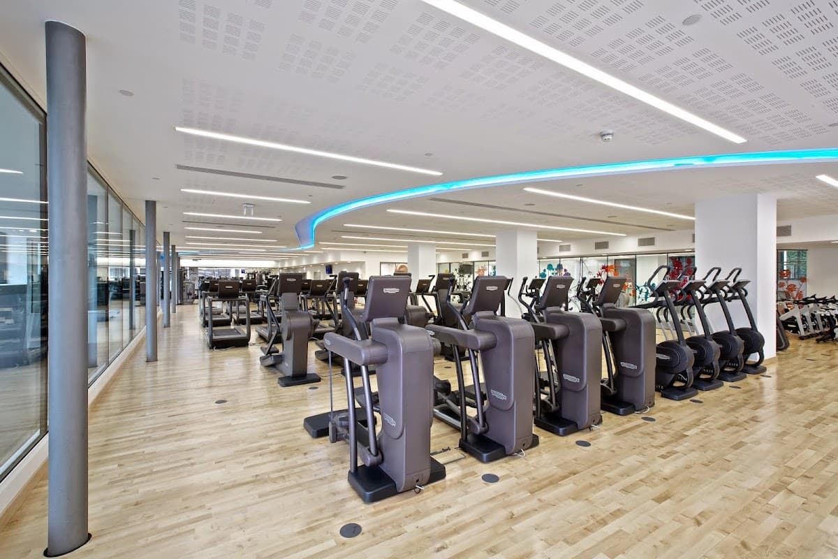 Pancras Square Leisure — swimming venue in London