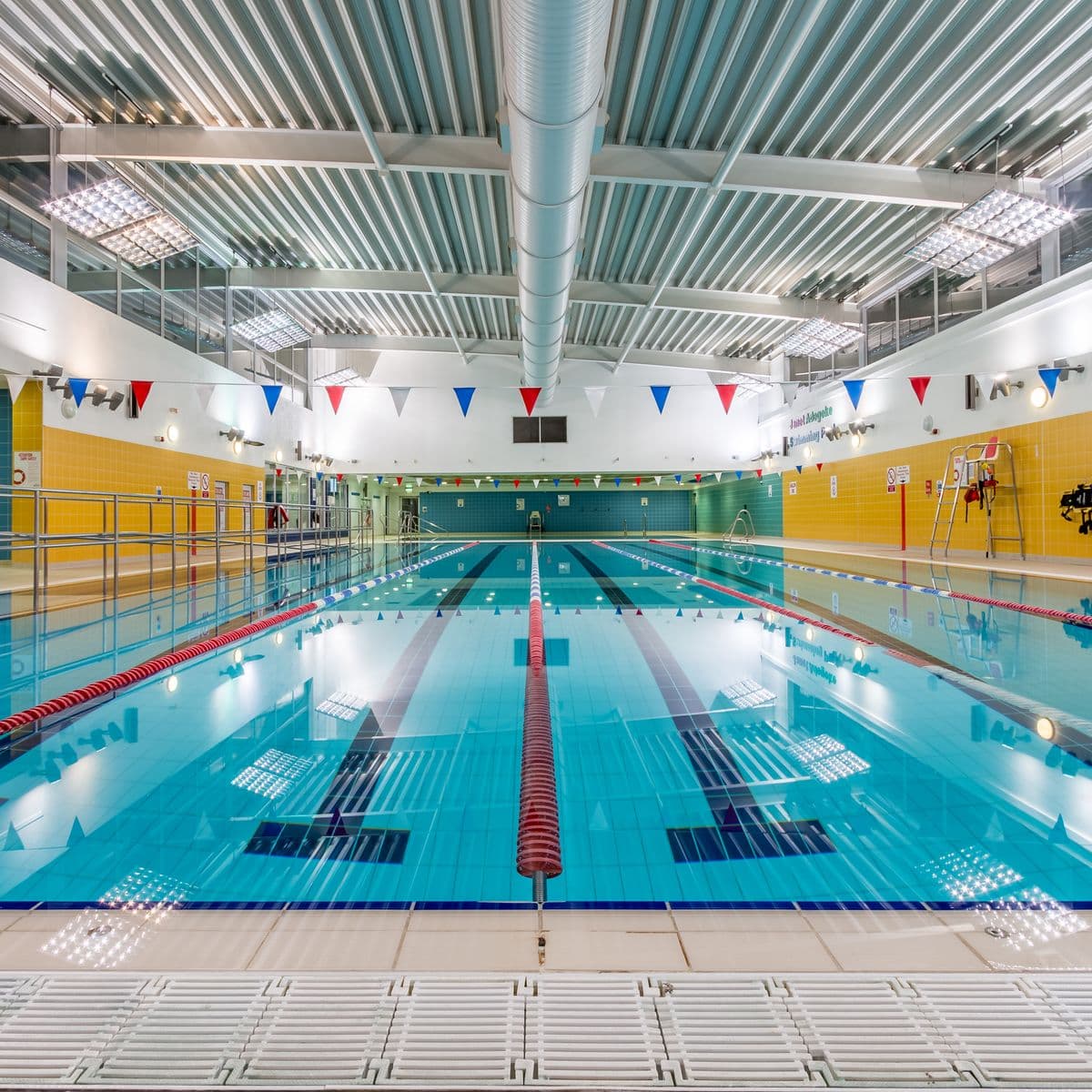 Phoenix Fitness Centre And Janet Adegoke Swimming Pool — swimming venue in London