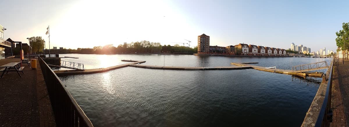 Surrey Docks Fitness Water Sports — swimming venue in London