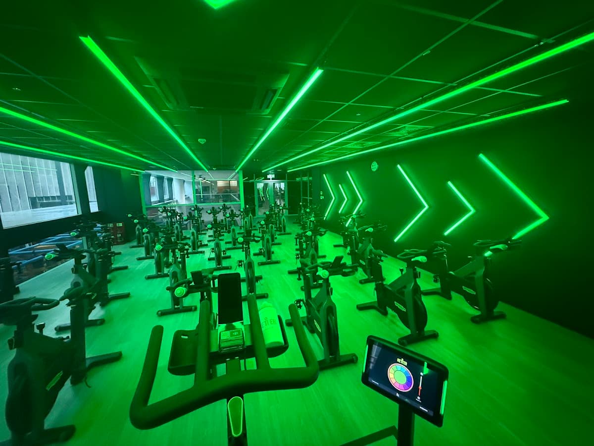 Swiss Cottage Leisure Centre — swimming venue in London
