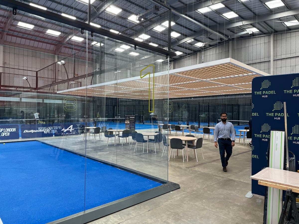 The Padel Hub N20 North London — padel venue in London