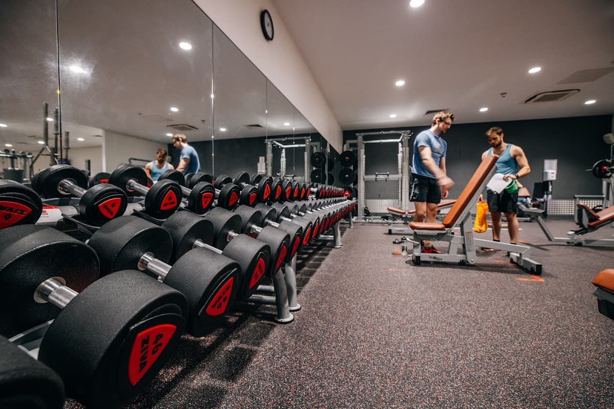 Westway Sports and Fitness Centre — tennis venue in London
